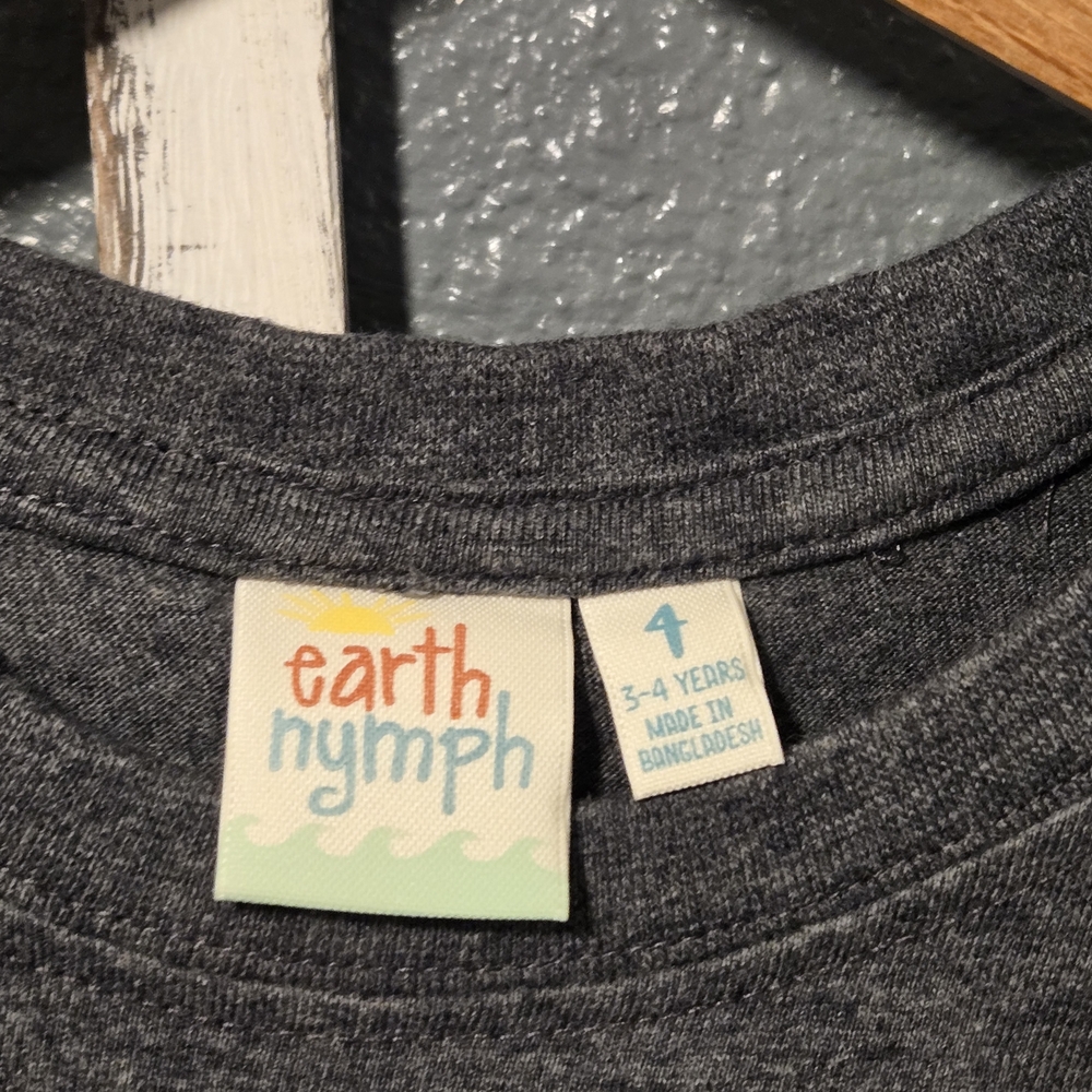 Ron Jon Surf Shop Shark Charcoal Gray Graphic Tee - Earth Nymph Kids Size 4 - Picture 3 of 4
